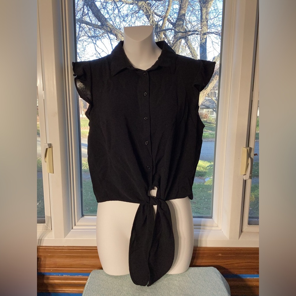 Timing Black Button Blouse with Front Tie Size Medium